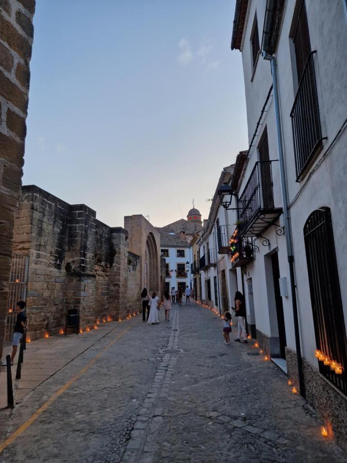 Apartamento V27 Baeza Luaran gambar